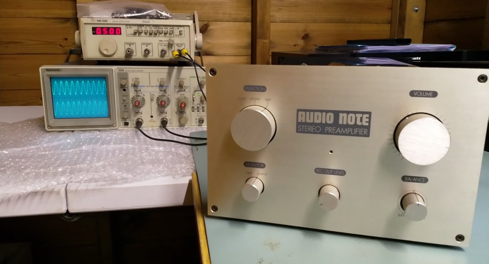 Testing Audio Note Pre-Amplifier